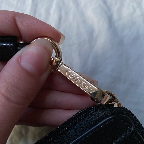 Calvin Klein Wallet - Picture 2 of 4